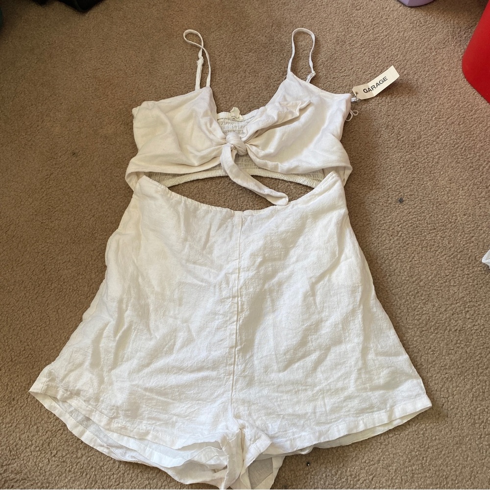 Garage white romper